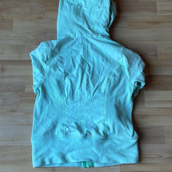 Lululemon full zip race length - Picture 11 of 13